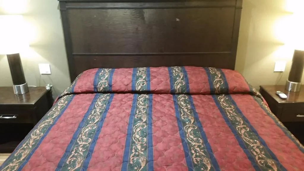 Anaheim Lodge 2*,  United States