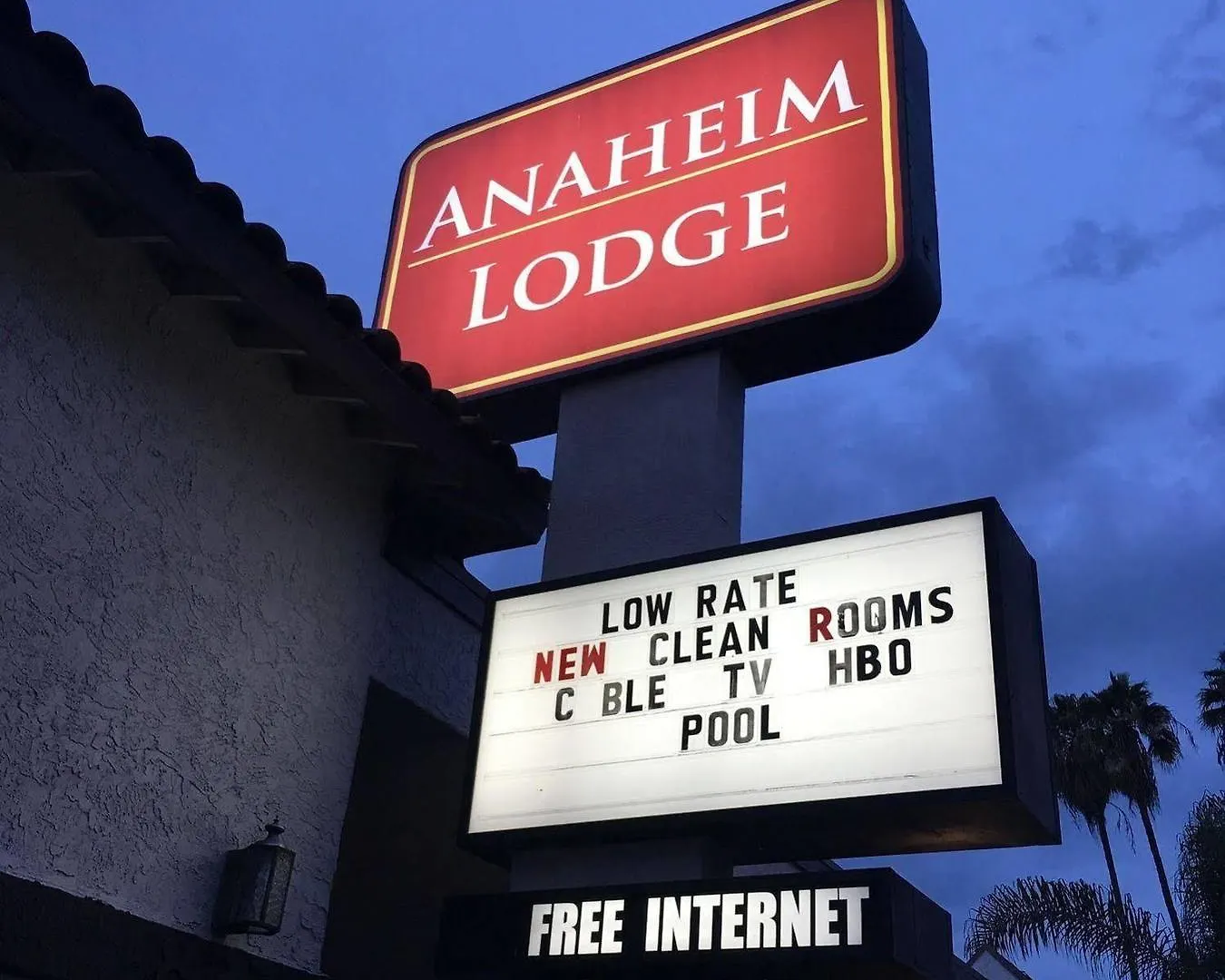Motel Anaheim Lodge